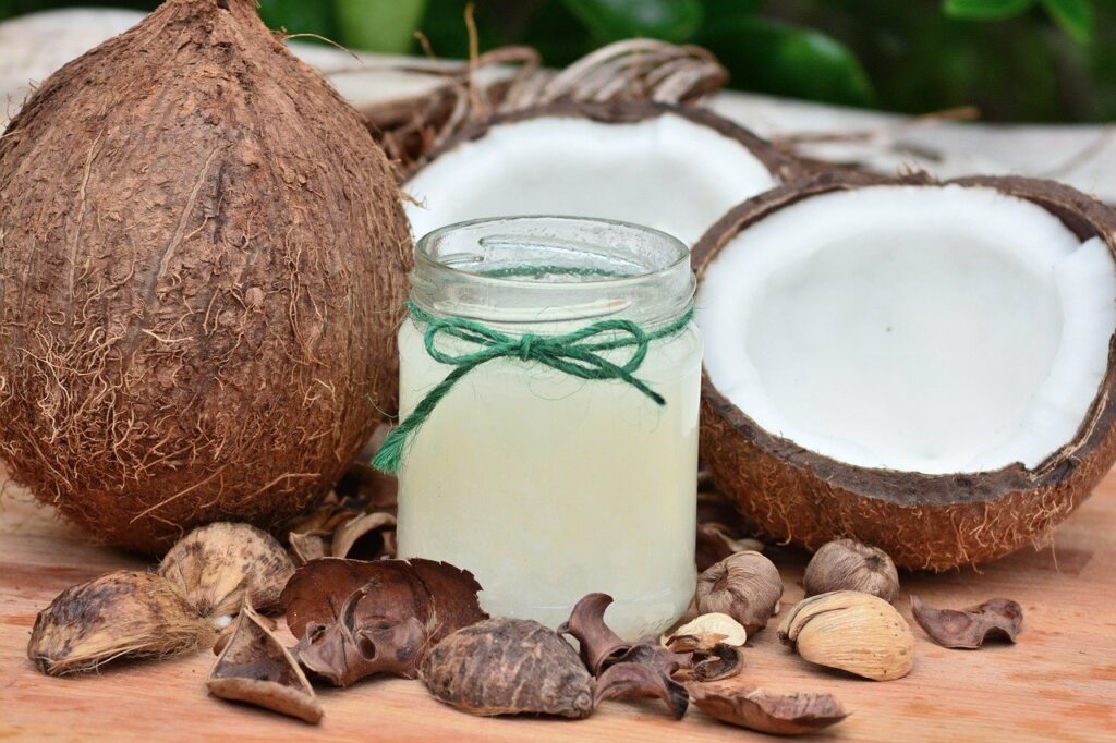 Lebensmittel Kokosnuss Kokoswasser Vorteile für Schönheit und Gesundheit